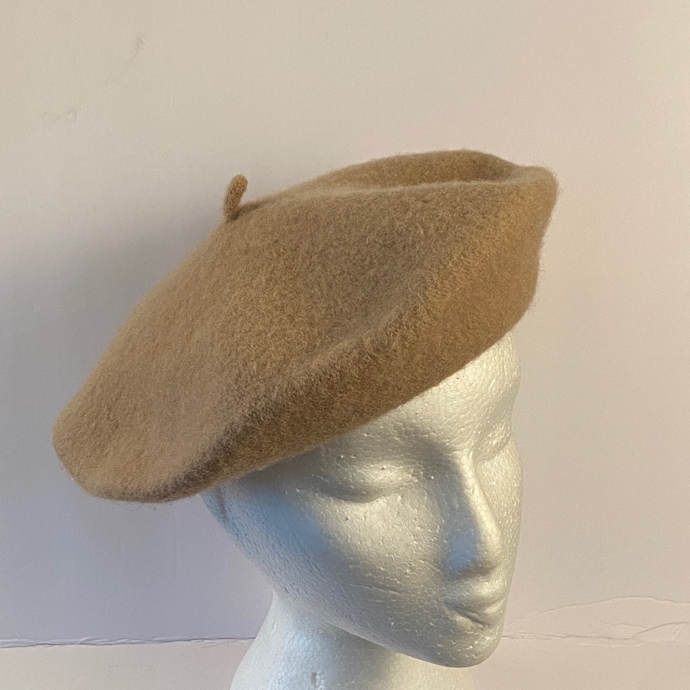 Classic Tan Beret 100% wool - Picture 4 of 8